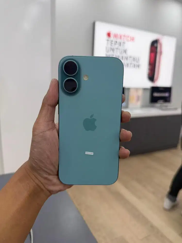 Iphone 16 128gb baru 2bln