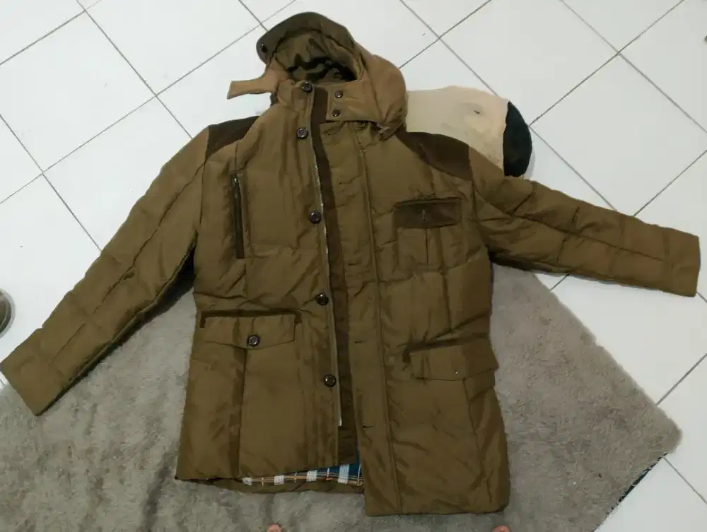 Jaket tebal  dan hangat