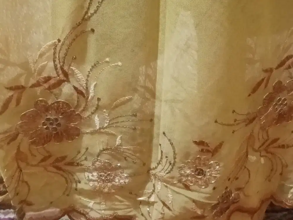 Bahan brokat + furing
