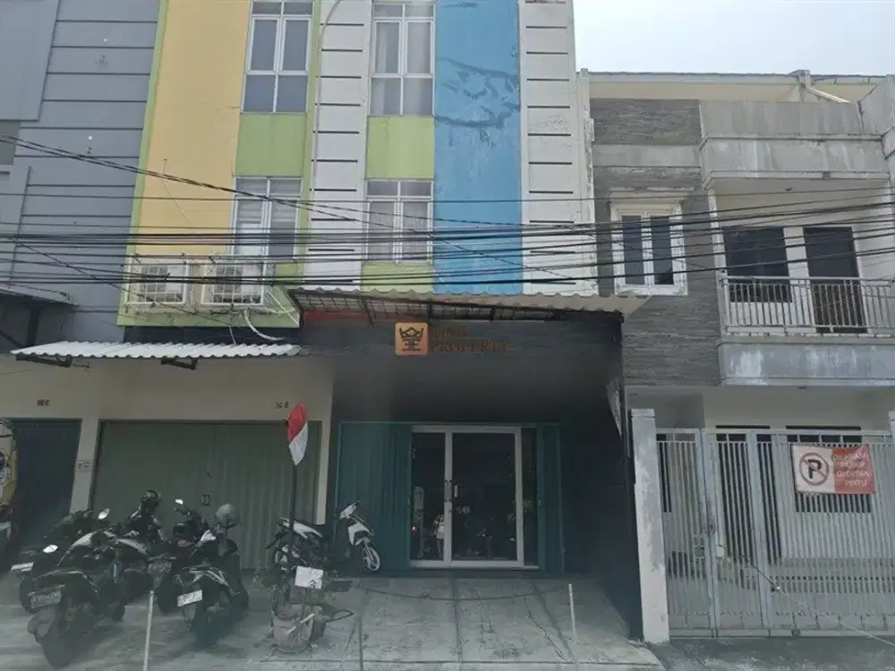 Siap pakai coco untuk Online dan Offline store, kantor, jasa dll Disewakan Area Lantai 2 & 3 Ruko Tanjung Duren area ramai dekat wingheng