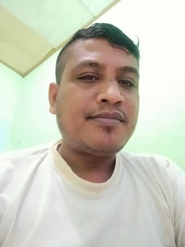 Bagi yang membutuh kah driver frilence pribadi Sabtu - minggu