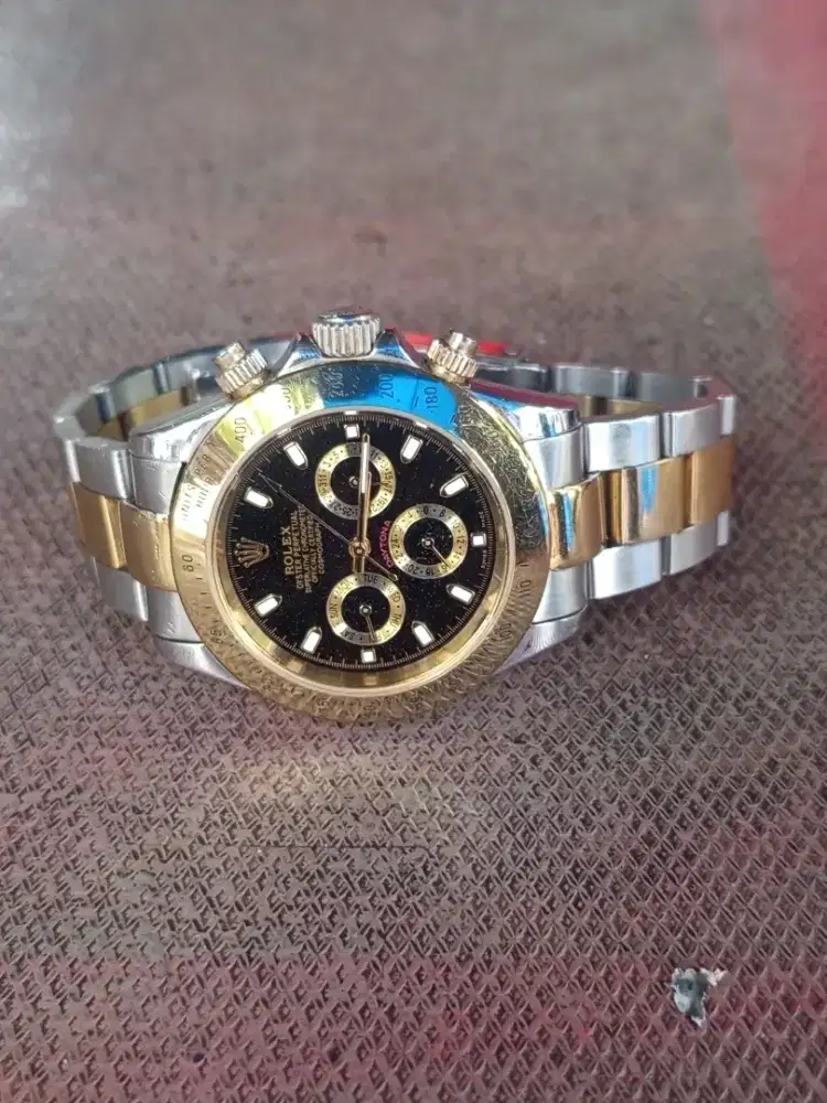Jam daytona autometic super  silver gold