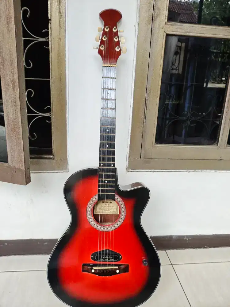 Gitar akustik Yamaha G-325 + sarung Yamaha