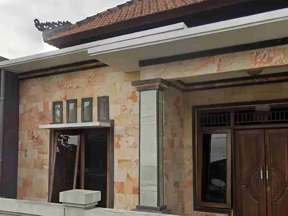 RUMAH SECOND MINIMALIS DI PERANG LUKLUK BADUNG BALI DEKAT PUSPEM