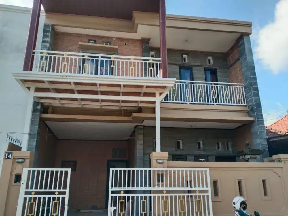 RUMAH 2 LANTAI DI PERUMAHAN MUTIARA ABIANBASE BALI