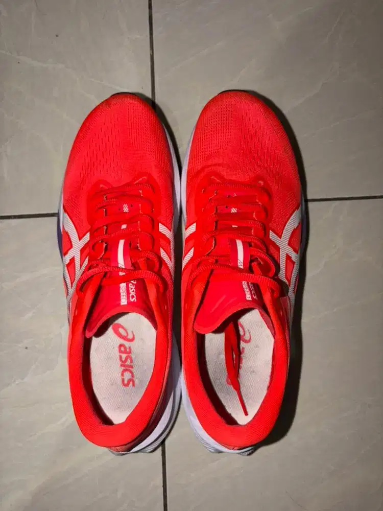 Asics Magic Speed 4