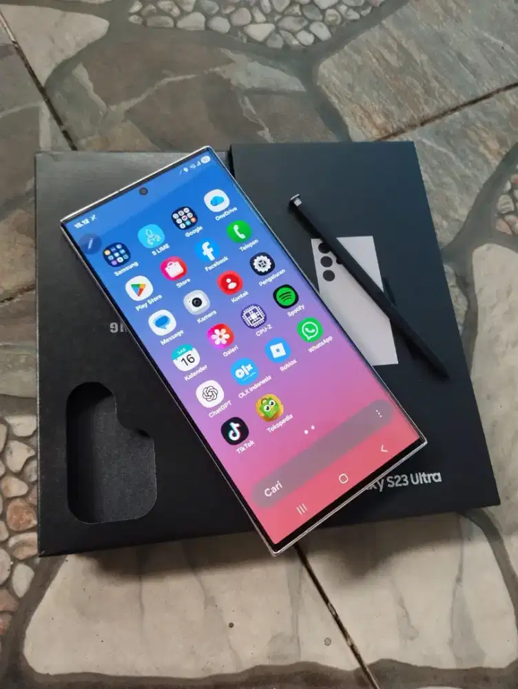 Samsung S23 Ultra ram 12/512 Like new sein