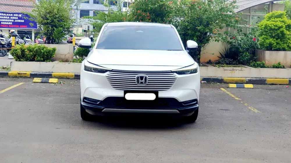 Honda hrv se sensing 2022 putih pajak panjang