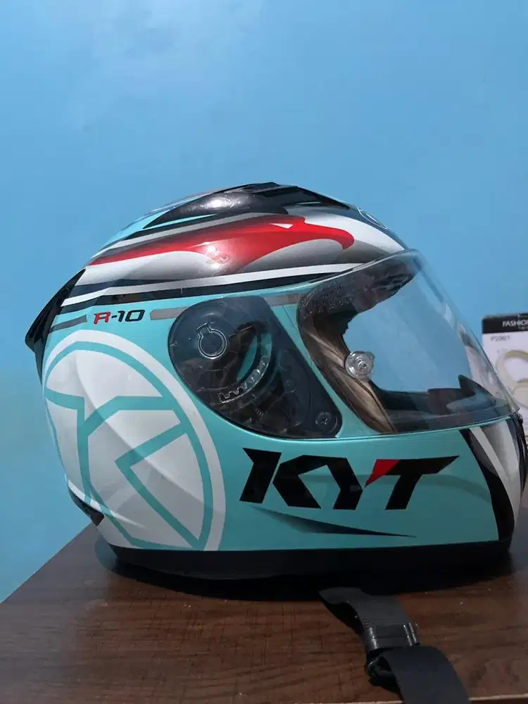 Helm kyt r10 fullface