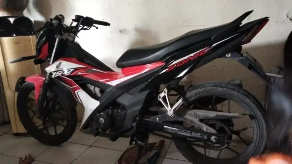 Honda Sonic 150R