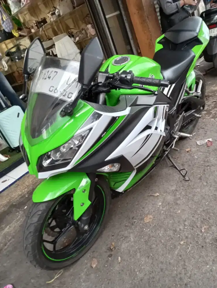 Kawasaki Ninja 250 Fi ABS System Thn 2015 Original Bagus Siap Pakai