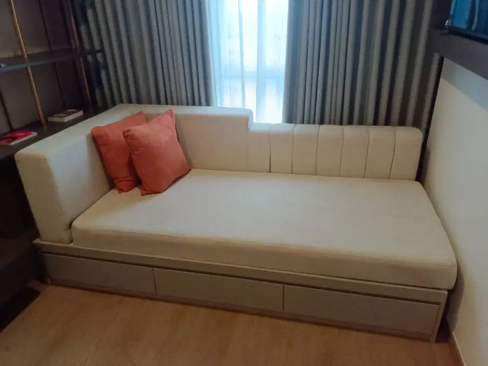 SOFA BED FOR SALE!!  (210x110x80)