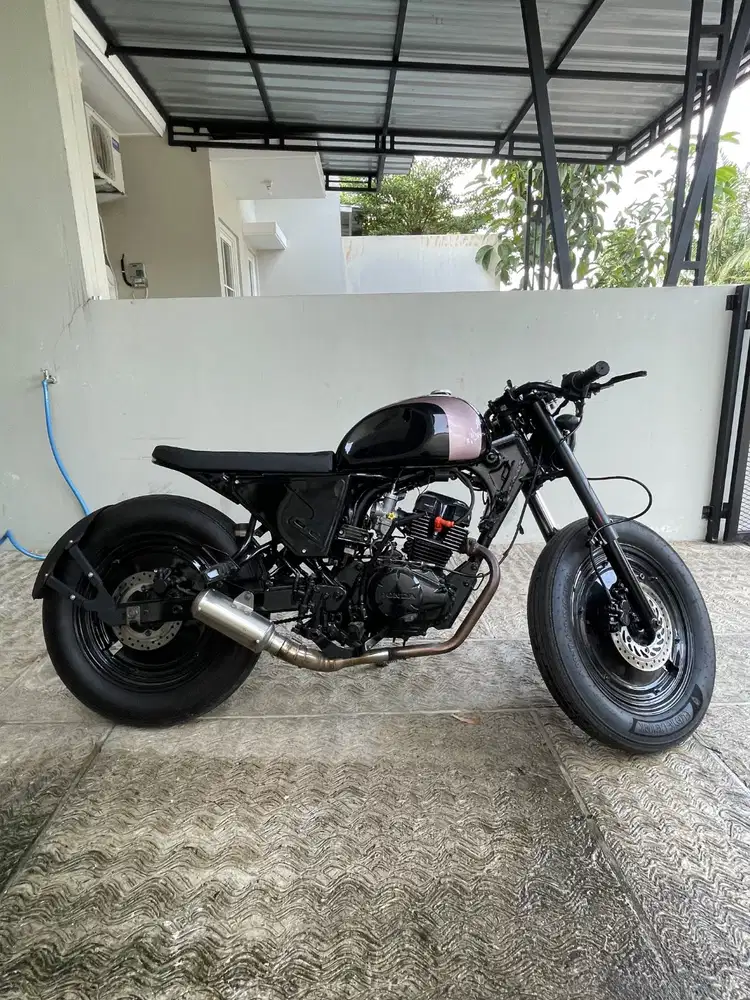 Motor Custom Bradcafe Racer