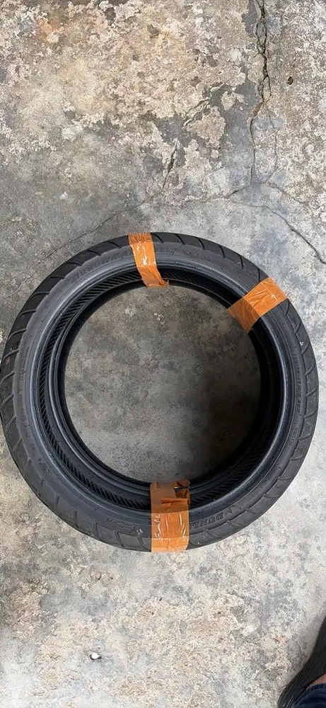 Ban Bekas Motor Merk Dunlop tipe Arrowmax