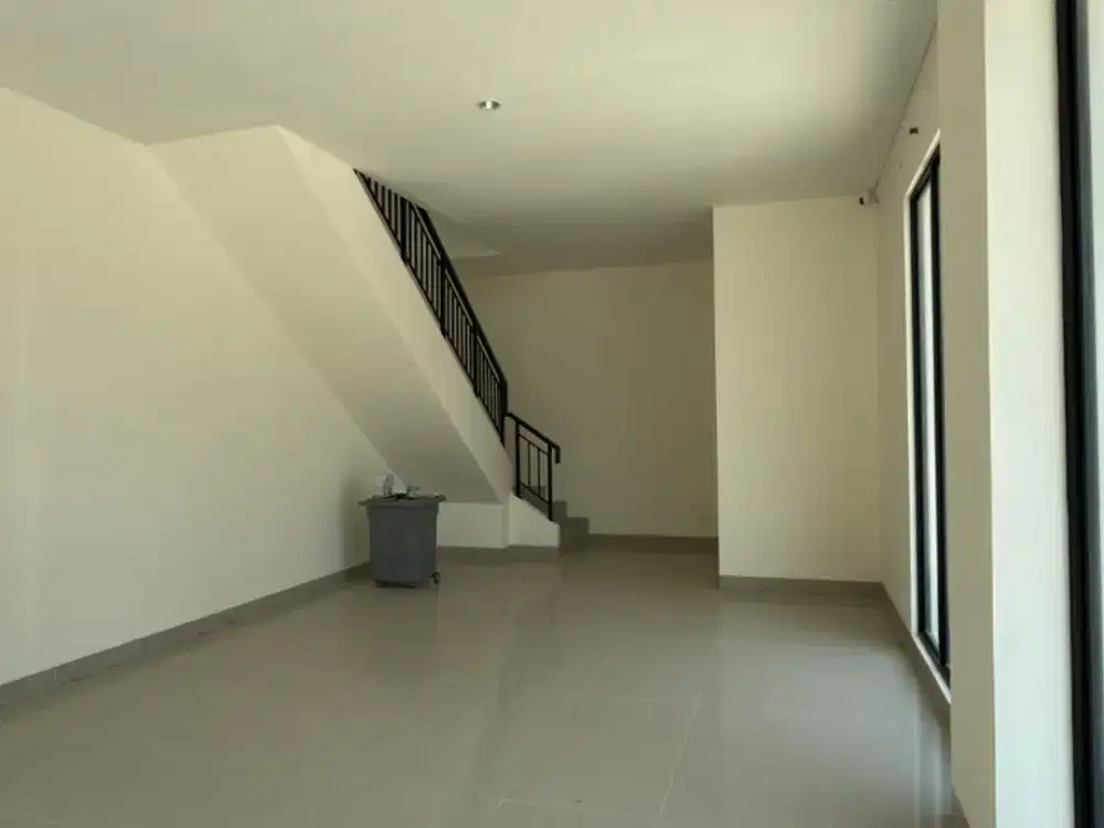 Disewakan Ruko PPJB Hook di Hampton Avenue By Rumah Chinida (Ay)