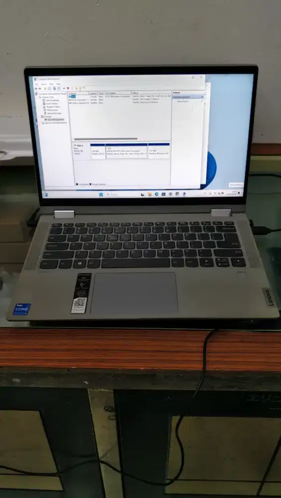Lenovo Ideapad Flex 5 Core i7 gen 11 Ram 16GB SSD 512GB