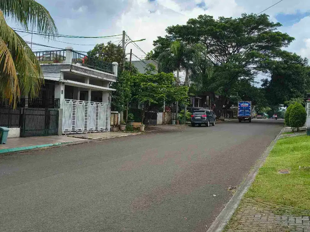 Dijual Rumah 1Lt Cibubur Country Cluster Grass Land Jalan Boulevard Utama Kondisi Kosong