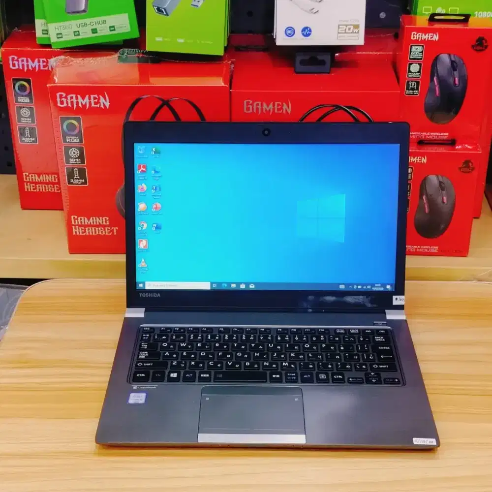 Toshiba Dynabook R63 Intel i5 RAM 4GB SSD 128GB Cocok Kuliah/Kerja