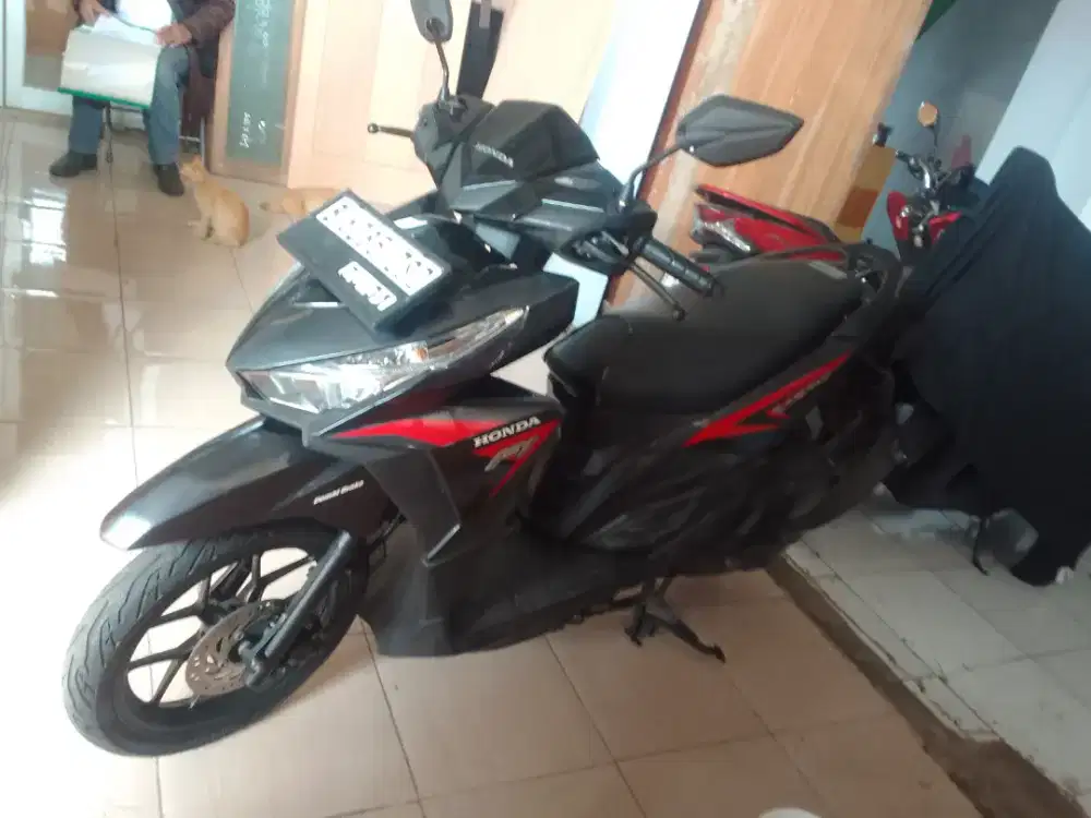 Jual cepat Vario CBS 125 thn 2016 plat depok