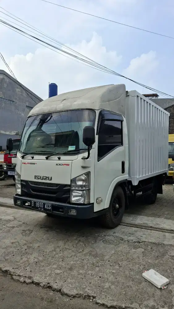 Isuzu ELF NLR 100PS engkel short Box besi 2021 orsinil