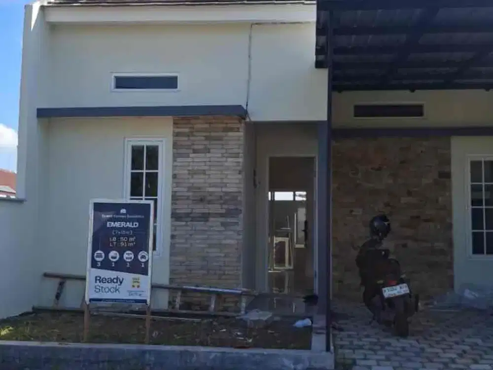 RUMAH 1 LANTAI,FREE BPHTB!
Claster Amerald