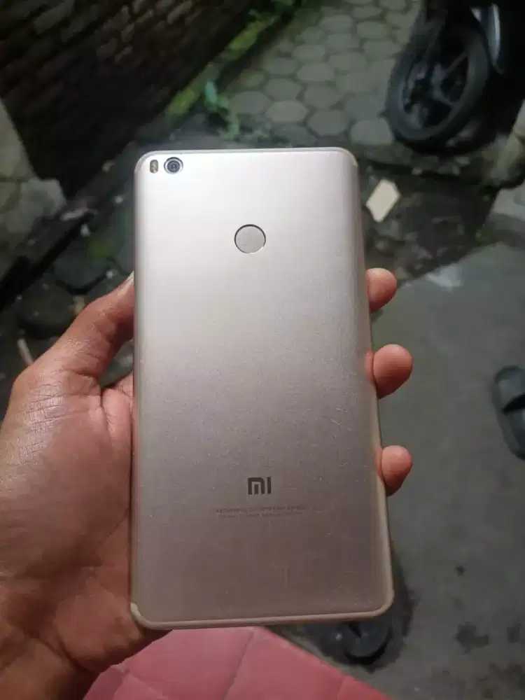 Xiaomi mi max 2 RAM 4/64