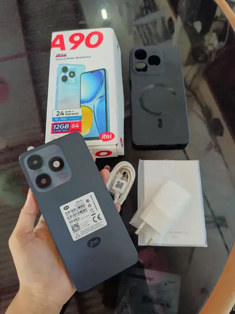 Itel A90 4/64gb