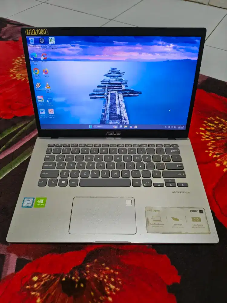 Laptop Asus A409FJ, Intel core i7 gen 8, RAM 8gb, no minus