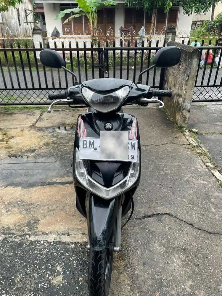 Mio sporty hitam