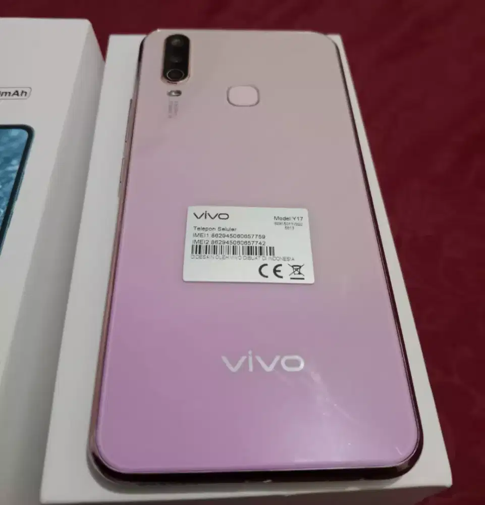 Vivo y17 ram 8/256