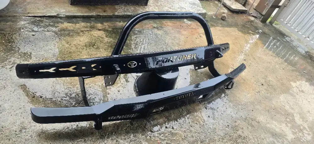 Palang mobil toyota fortuner