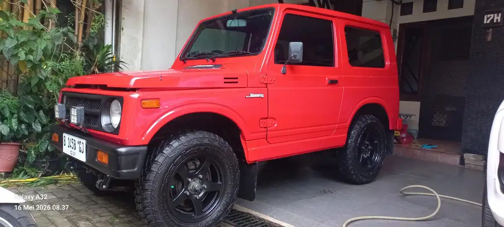 Suzuki Jimny 2004 Bensin