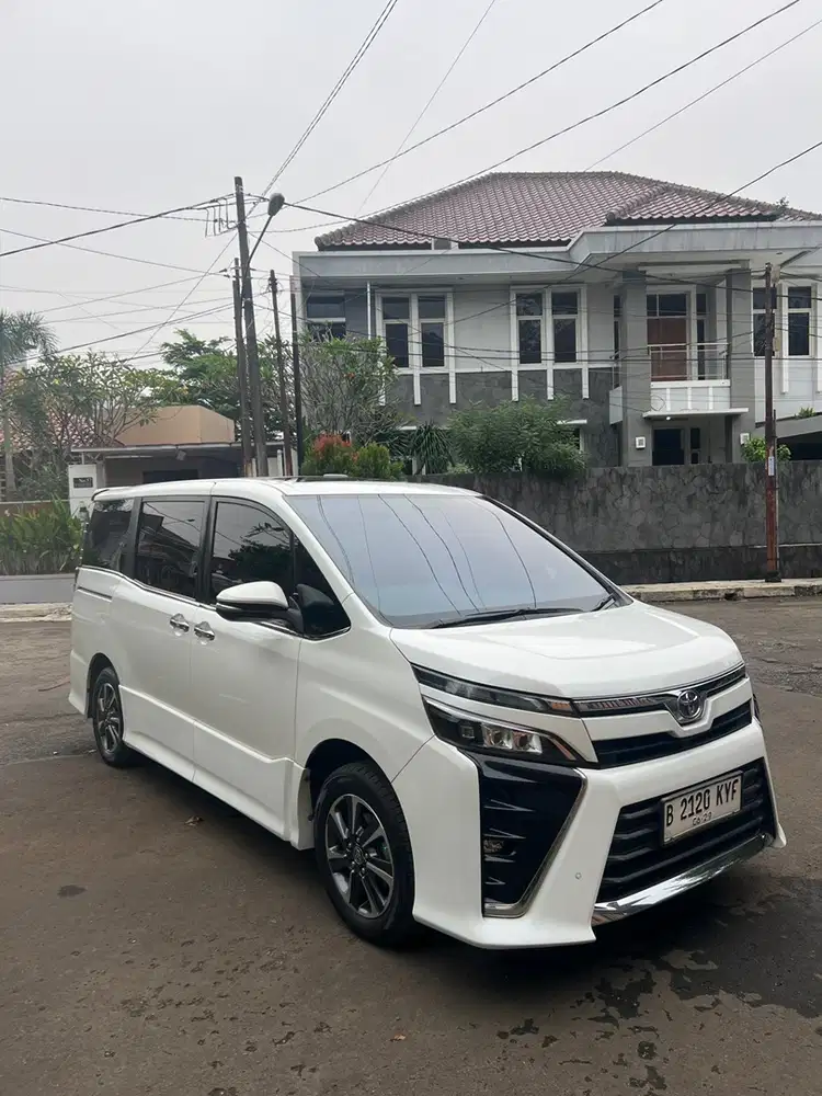 Toyota Voxy 2019 Bensin