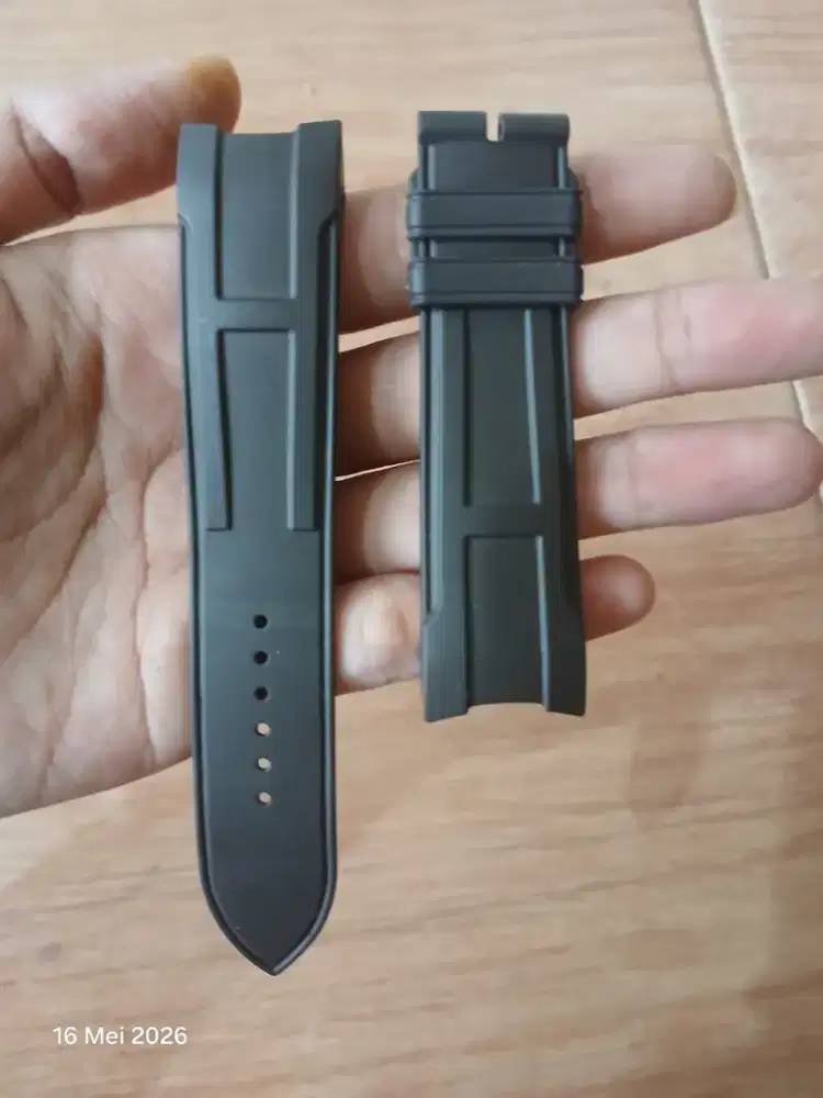 Hermes rubber strap authentic