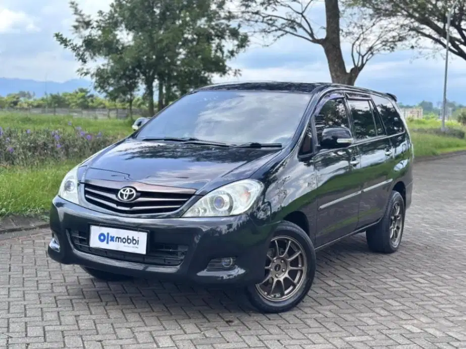 Toyota Kijang Innova 2.0 V Bensin OTOMATIS 2009 WBO