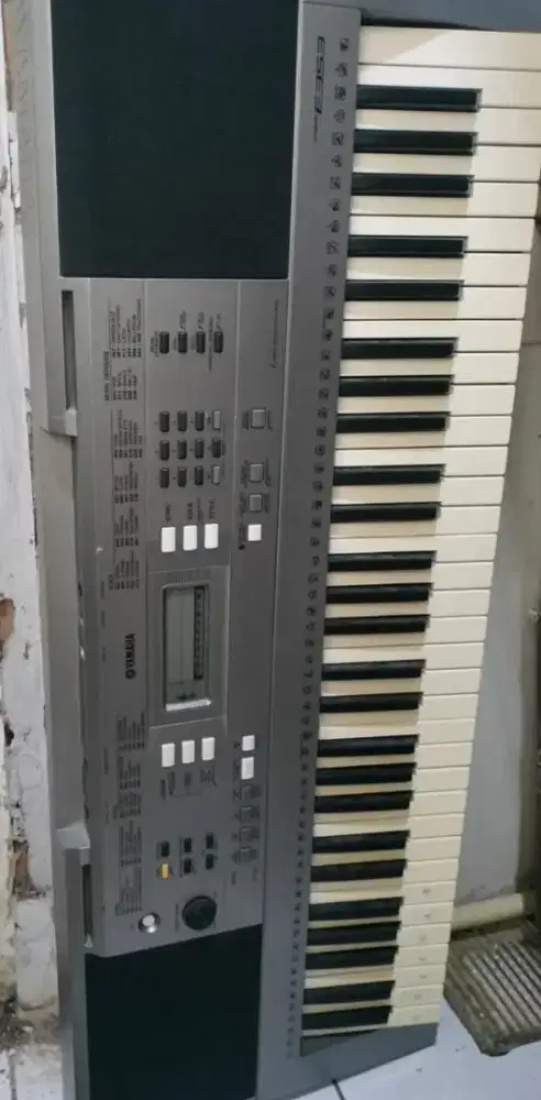 Keyboard Yamaha PSR E353