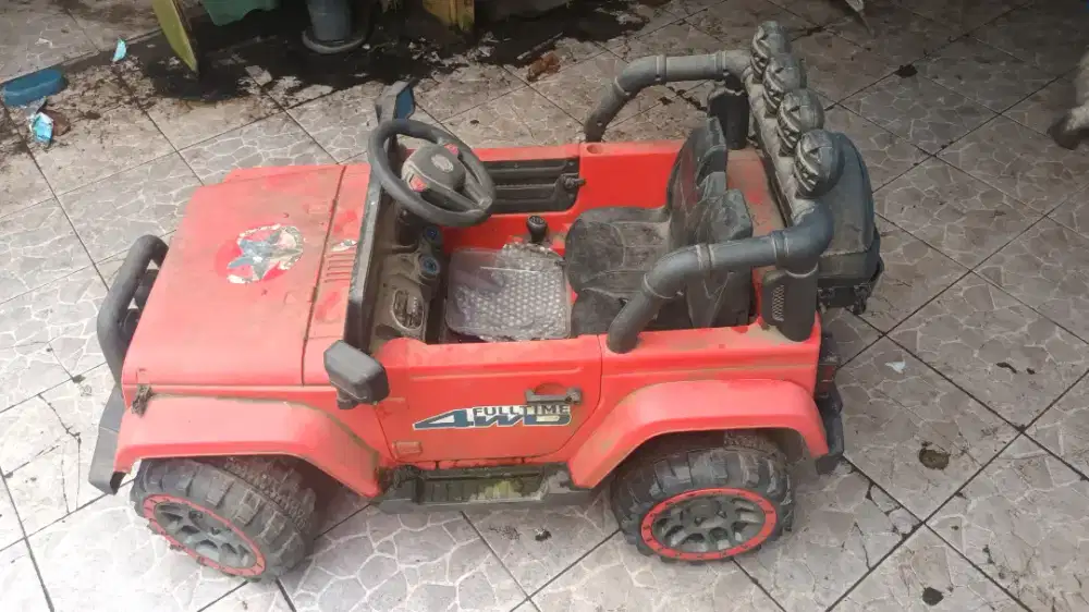 Mobil mainan gapernah dipakai sama sekali