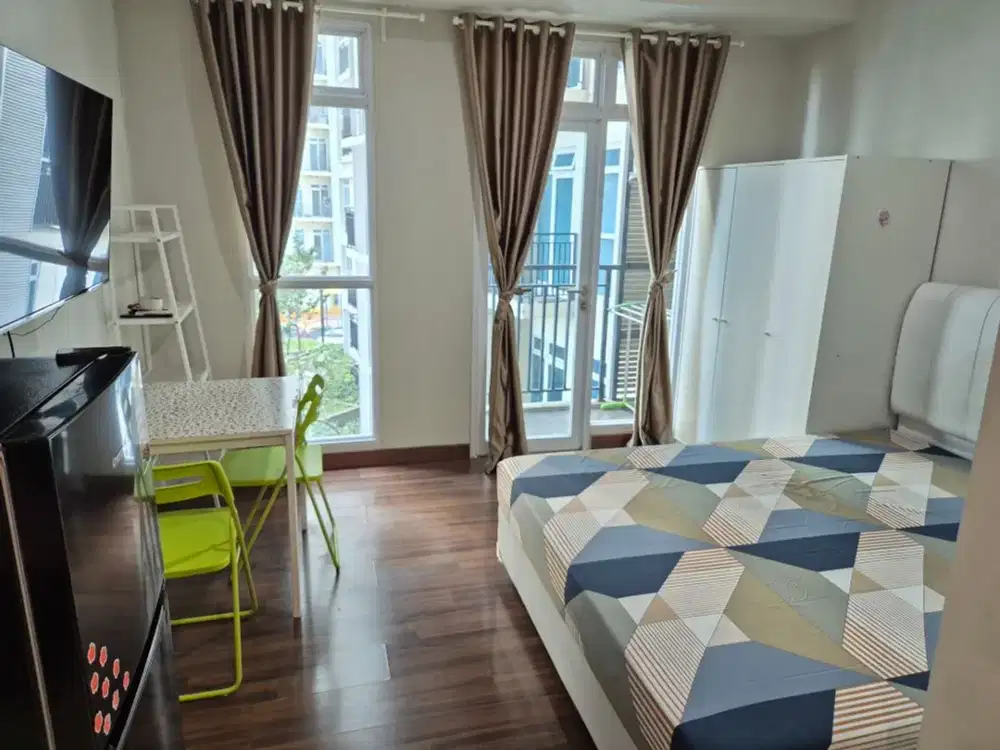 Puri Orchard Studio lt 3 hadap Kolam Renang, Furnished