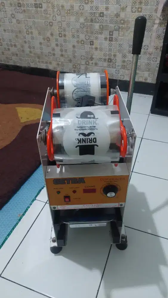 Cup sealer getra et-d8s