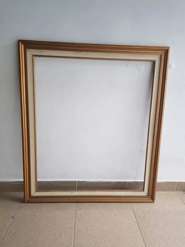 Bingkai foto 3 ukuran L78XT92CM / L50XT65,5CM / L40XT50CM