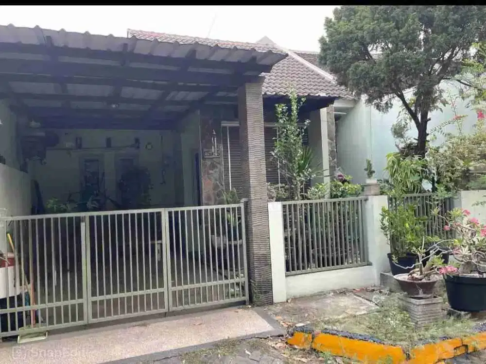 Dijual rumah di surya regency gedangan