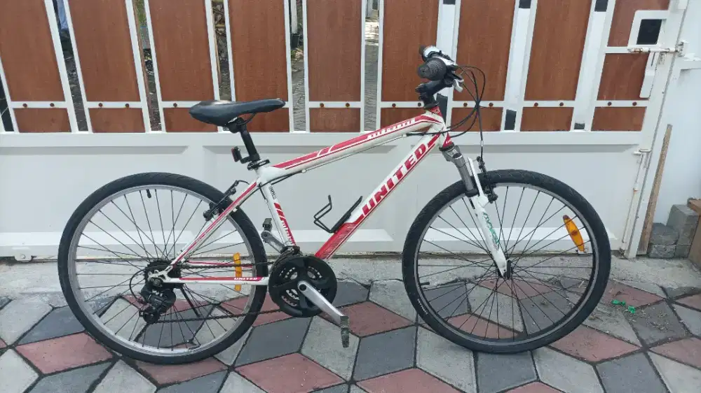 Sepeda gunung United Miami bagus siap gowes
