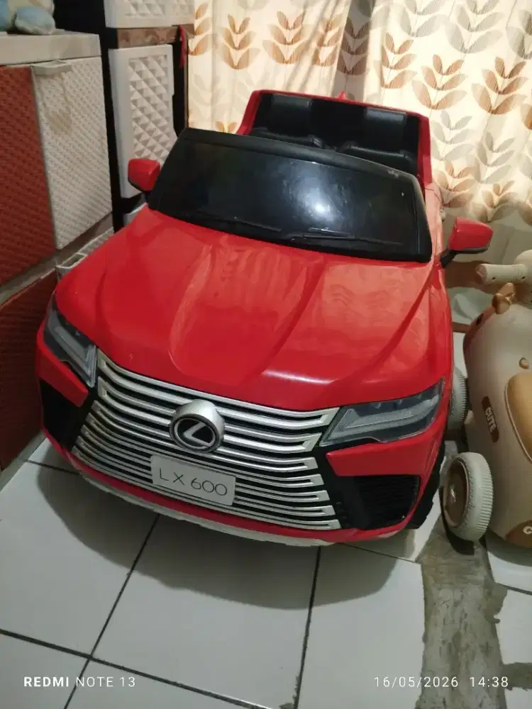 Dijual Mobil AKI maenan anak atau balita.