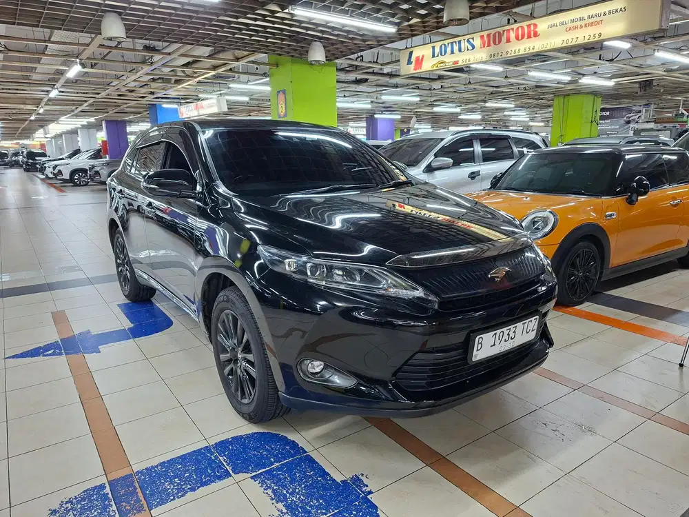 HARRIER new model 2014 hitam sunroof