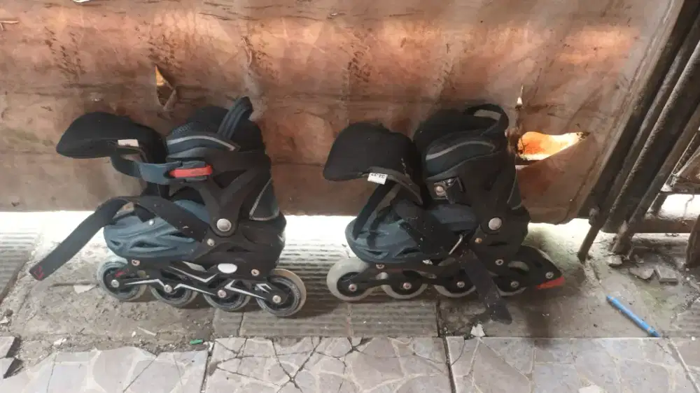 Sepatu roda tidak pernah dipakai