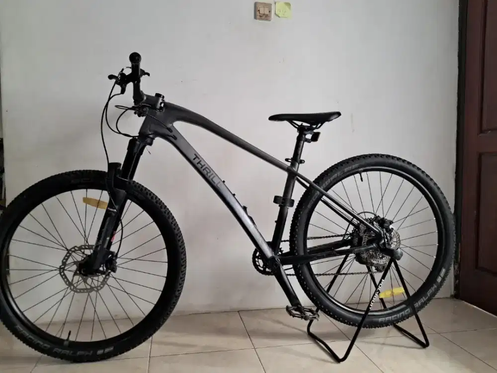 SEPEDA THRILL, RAVAGE 1.0 SE BJ 2020 (16) 27,5 HITAM