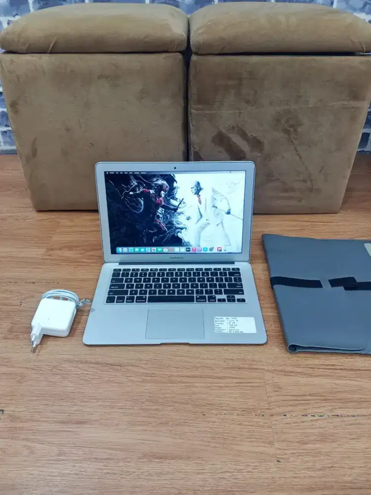 MacBook Air 13 2017 Core i5 / 8 GB / 128 GB