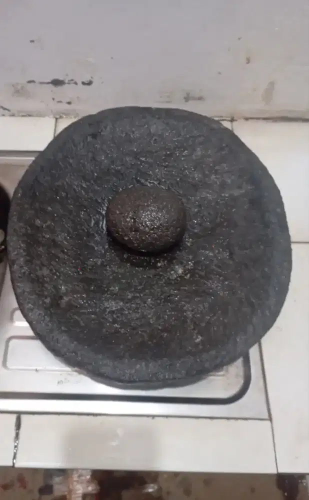 Batu gilingan asli