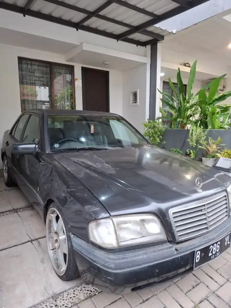 Dijual Kesayangan Mercy W202 C180 Esprit 1995