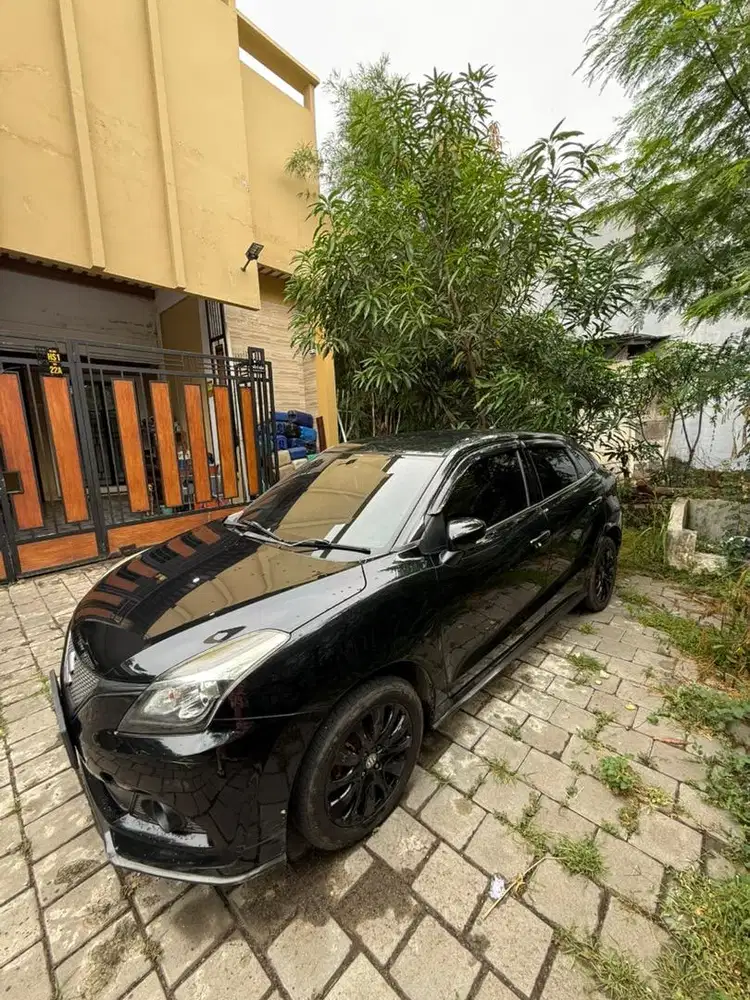 Mobil Baleno Hatchback 2019